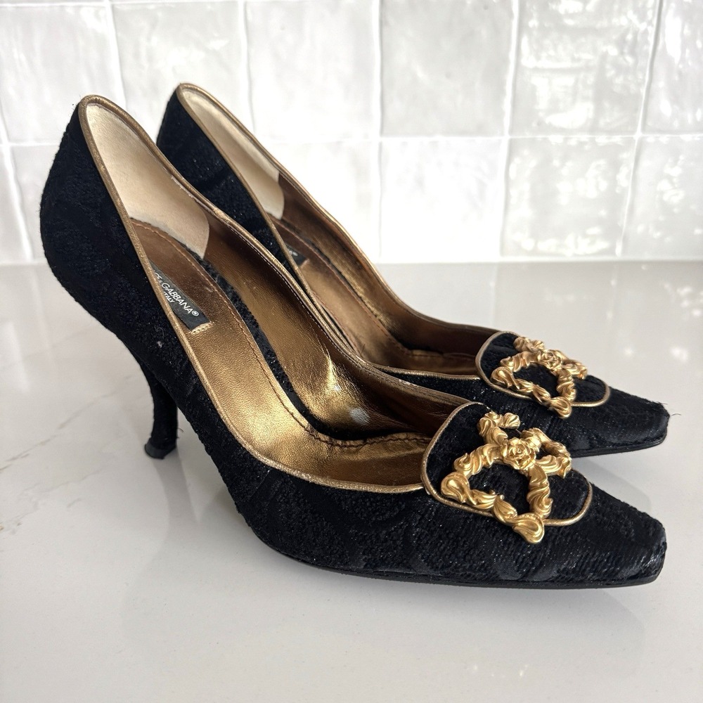 Dolce & Gabbana Baroque Black Pumps Gold DG Logo Brooch Womens 39 Y2K Vintage